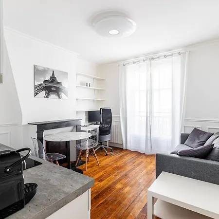 Guestready - Apt. Cosy Et Confortable Dans Le 10e Appartamento Parigi